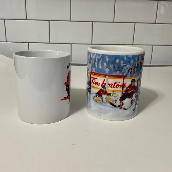 Tim Hortons Coffee Mugs Winning Goal Collector Series 002 & Halloween Cat Mug - Picture 4 of 6